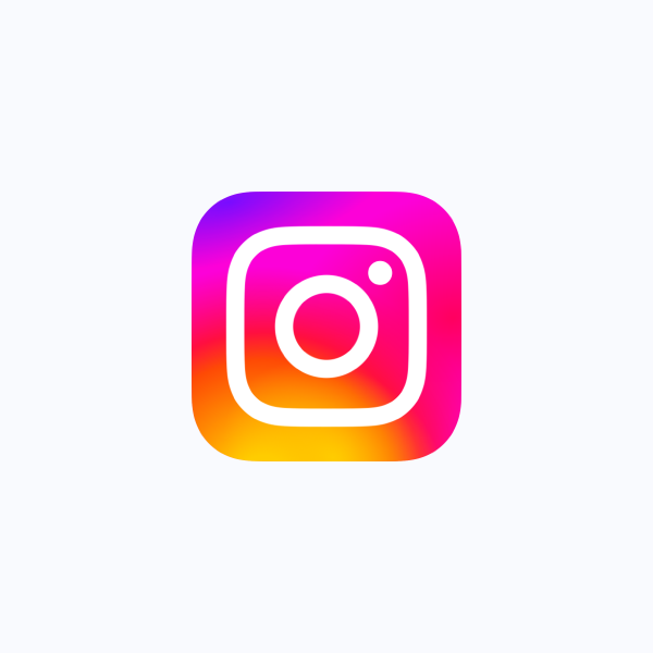 Instagram/аккаунт с синей галочкой / Год регистрации 2021–2023 / От 5 000 до 10 000 подписчиков